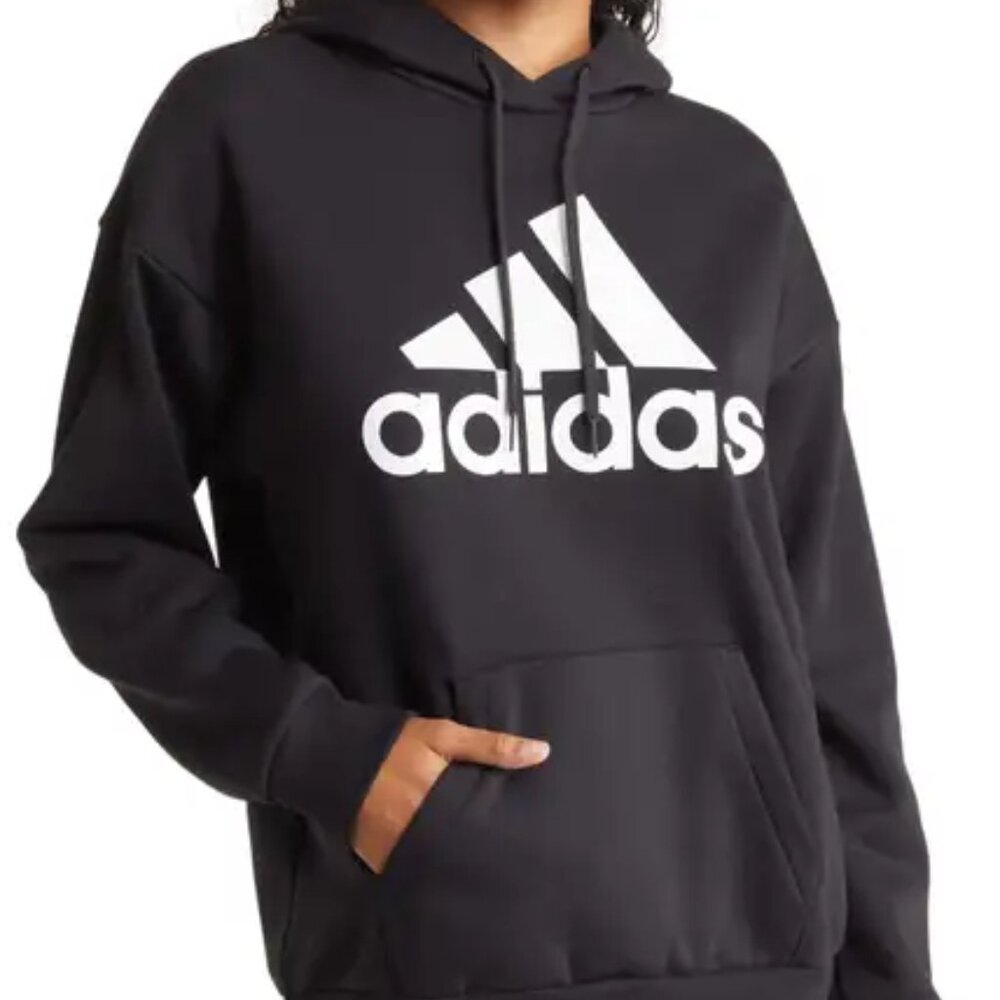 adidas Essential Badge of Sport Hoodie